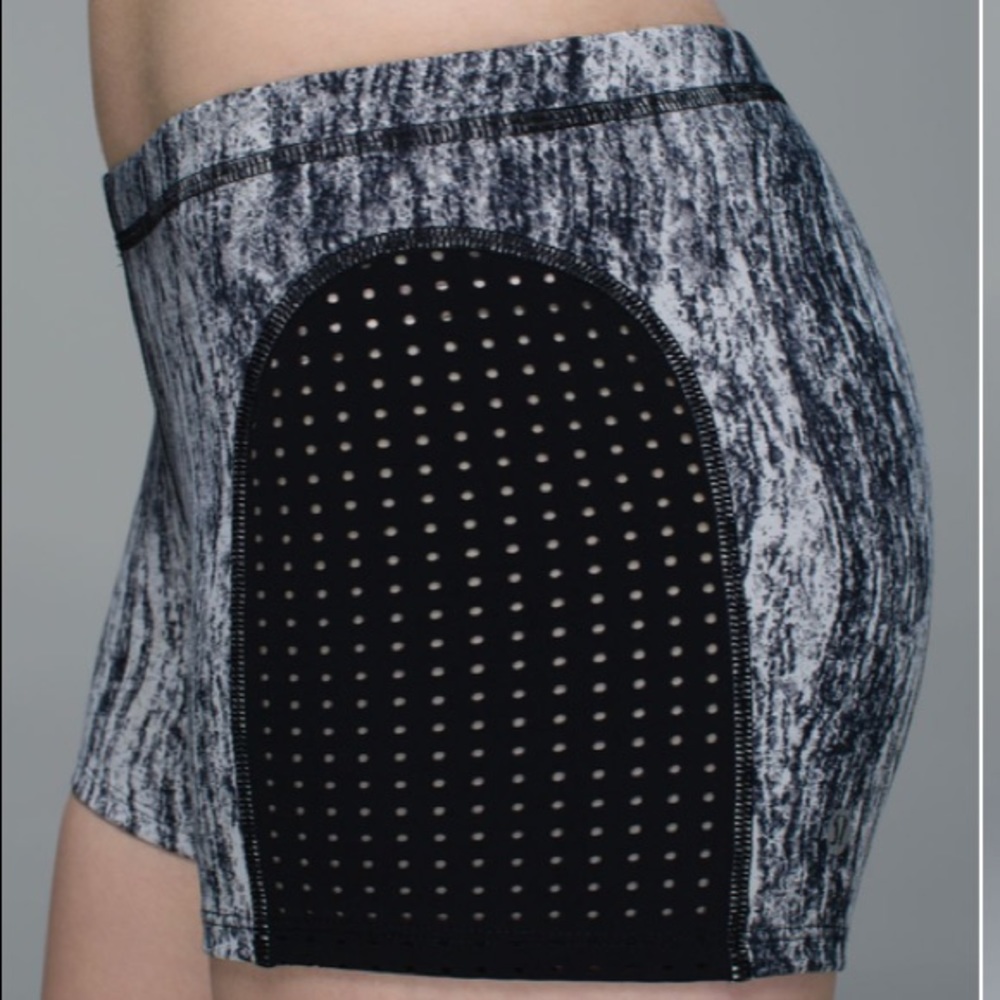 Lululemon Water: Sweat 2 Swim Water Short